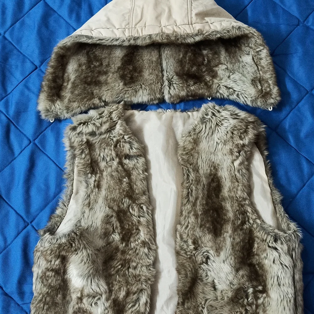 Cute n warm jacket - Picture 6 of 13